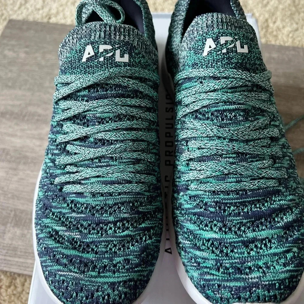 New APL Women’s Sneakers - Picture 2 of 3
